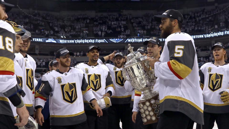 Gold Knight eliminerar jets till finaler